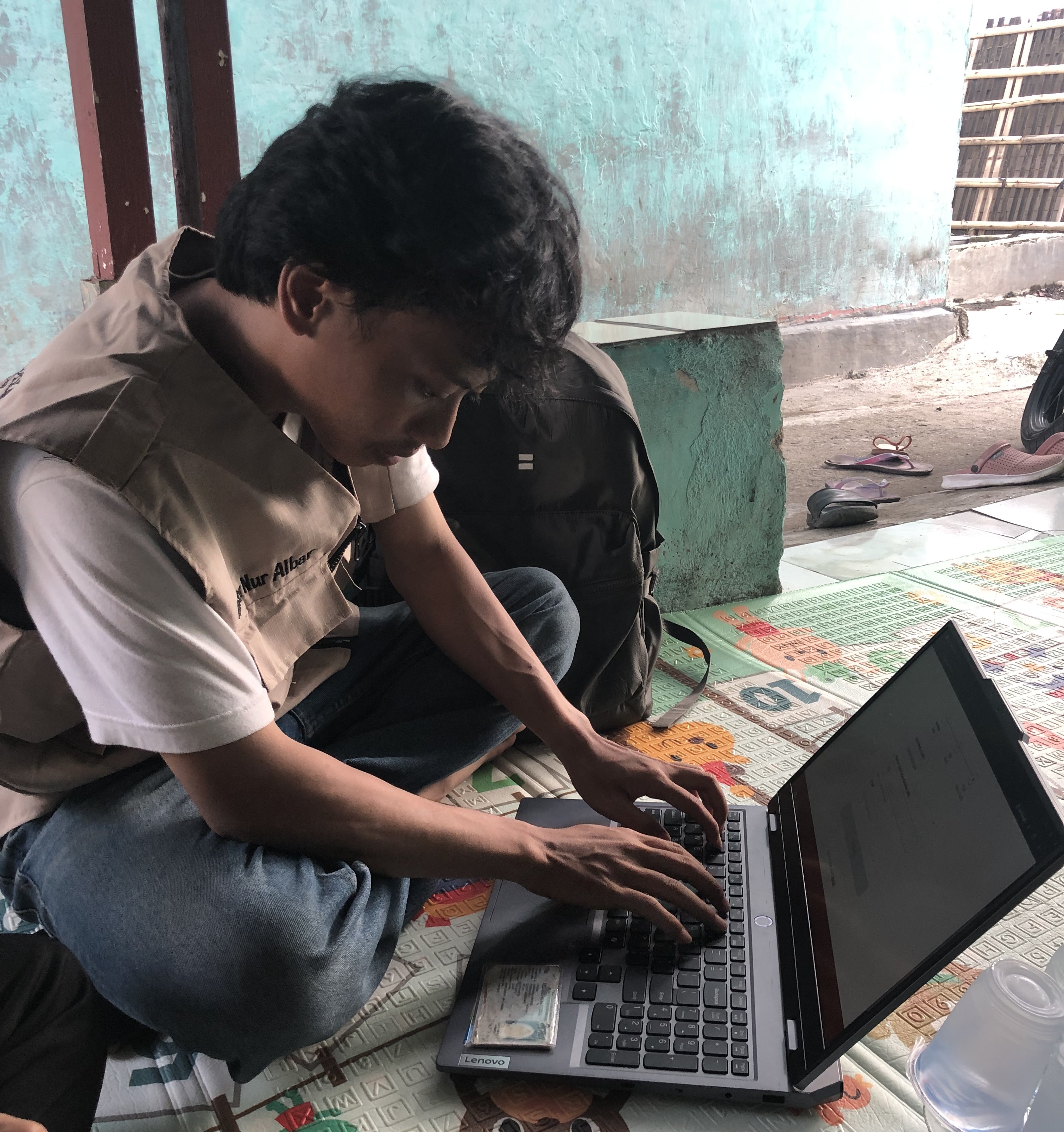 Contoh penggunaan web IASC OJK di layar